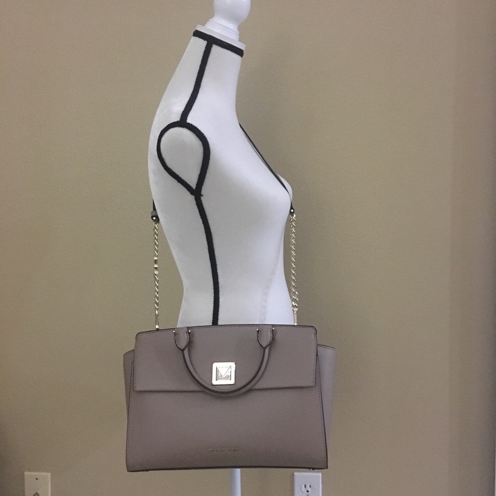 Price firm ❗️Michael kors medium Sylvia satchel - Picture 6 of 8